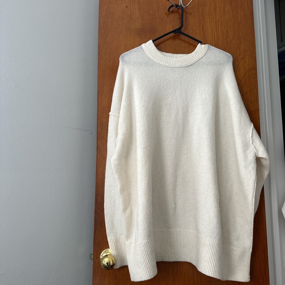 Aerie white snuggly top